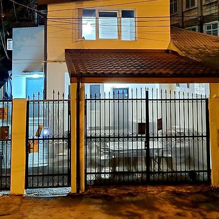 Hostel Monument Bukareszt Zewnętrze zdjęcie