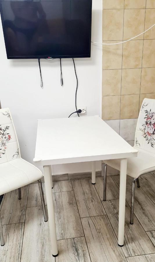 Hostel Monument Bukareszt Zewnętrze zdjęcie