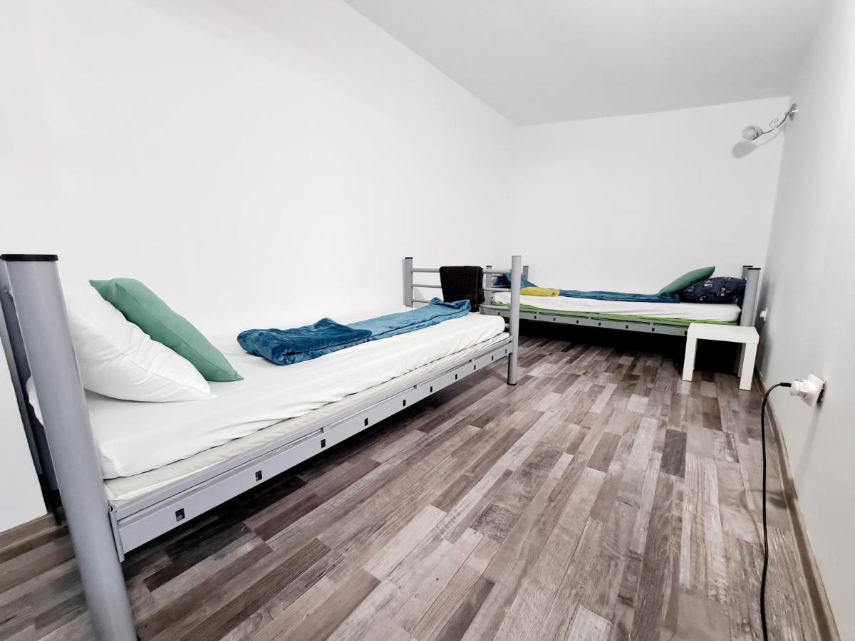 Hostel Monument Bukareszt Zewnętrze zdjęcie